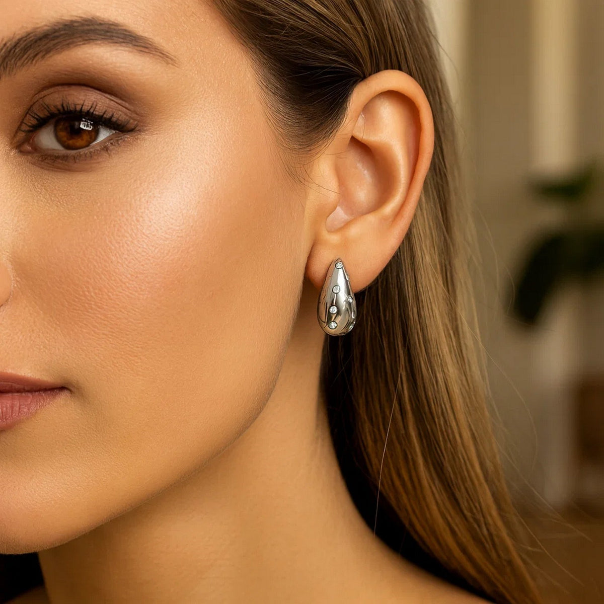 Nicholanti Collection Puffed Raindrop Cubic Zirconia 925 Sterling Silver Earrings - close-up showing earring post detail